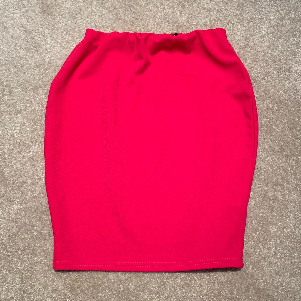 PrettyLittleThing hot pink mini skirt XS